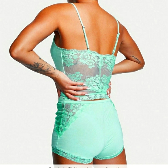 NWT Victoria's Secret - Picture 2 of 3